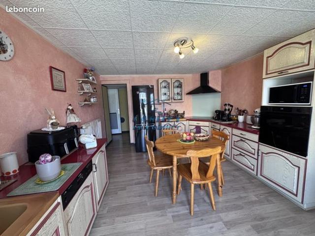 Maison vente à Frotey-lès-Lure, Haute-Saône