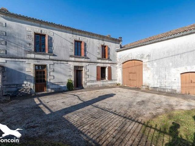 Maison vente à Angoulême, Bouëx