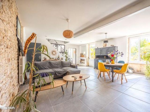 Maison vente à Niort, Sainte-néomaye