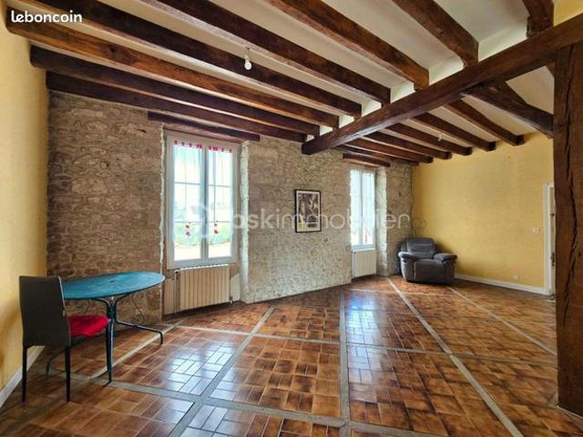 Maison vente à Fontainebleau, Arville