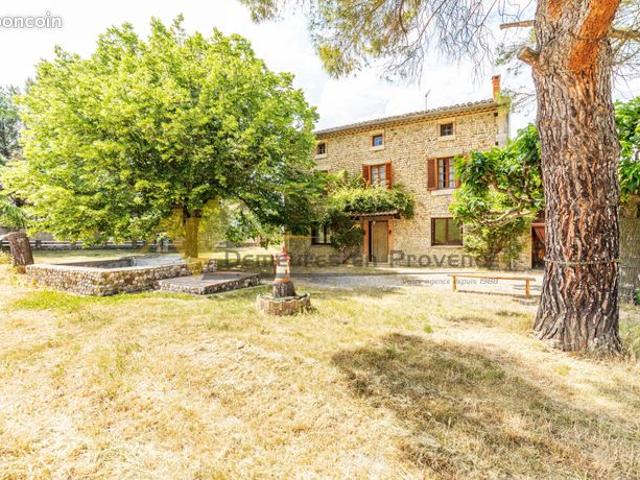 Maison vente à Carpentras, Buisson