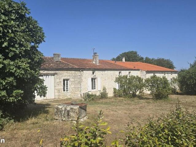 Maison vente à Saintes, Ecurat