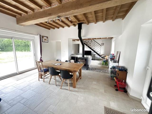 Maison vente à Bourg-en-Bresse, Auvergne-Rhône-Alpes