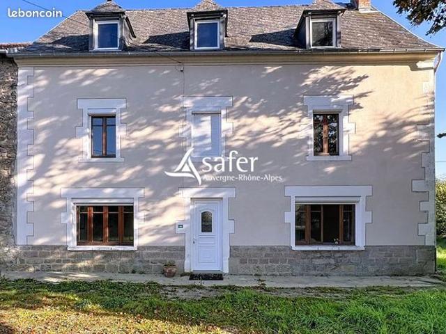 Maison vente à Riom, Charensat