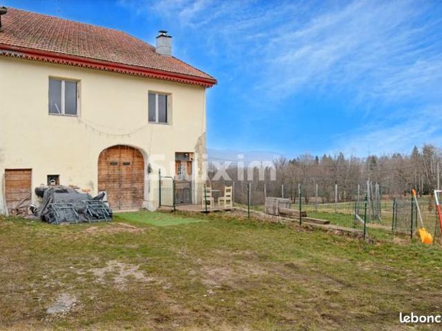 Maison vente à Saint-Claude, Longchaumois
