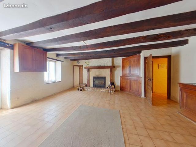 Maison vente à Luchapt, Vienne