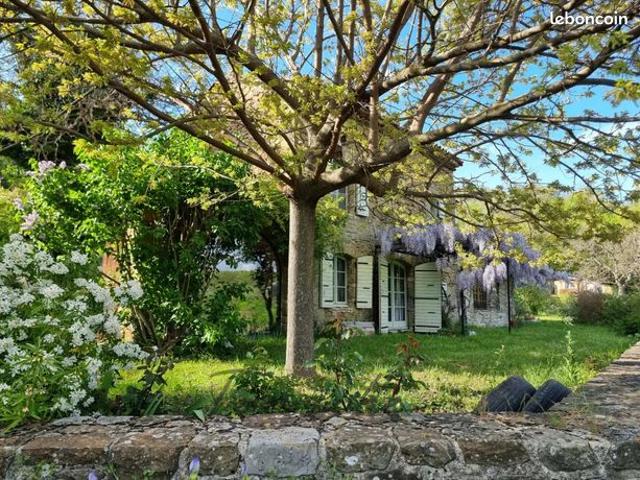 Maison vente à Nîmes, Comps