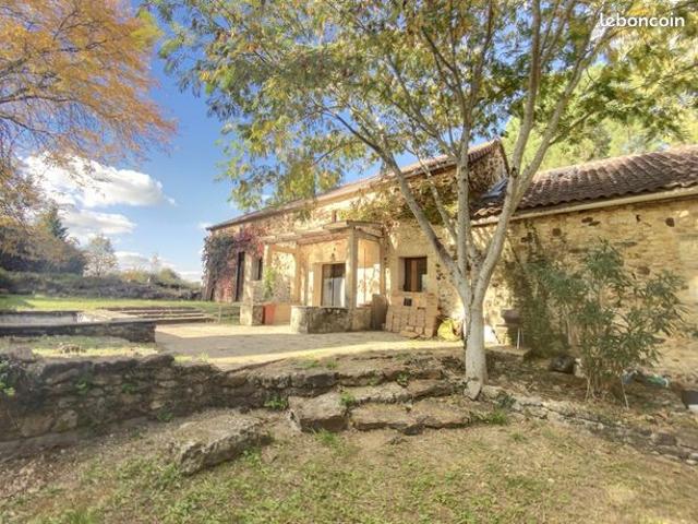 Maison vente à Veyrines-de-vergt, Dordogne