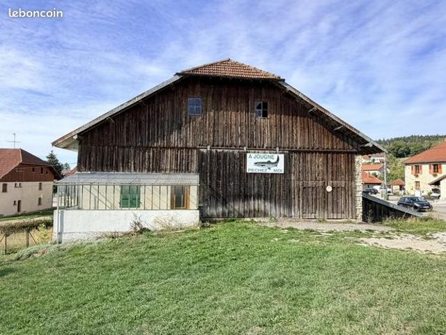 Maison vente à Saint-Point-Lac, Doubs