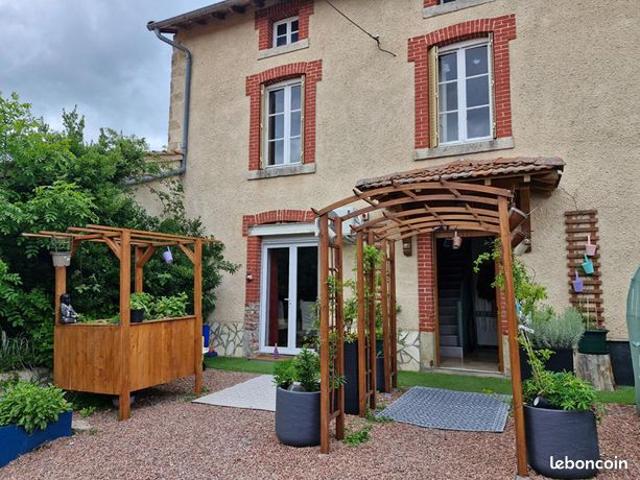 Maison vente à Roanne, Saint-just-en-chevalet