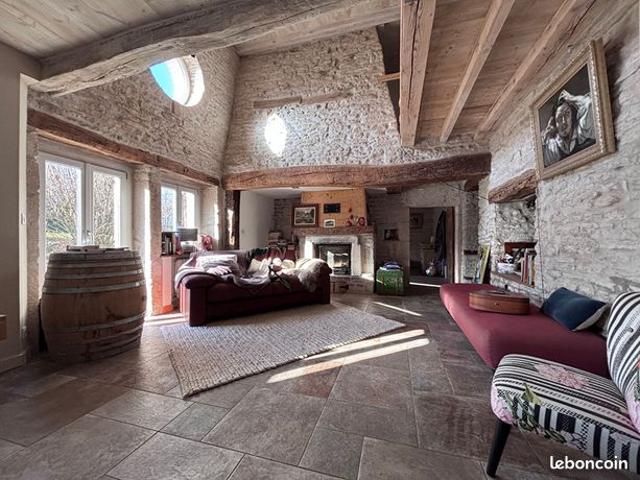 Maison vente à Besançon, Chassagne-saint-denis