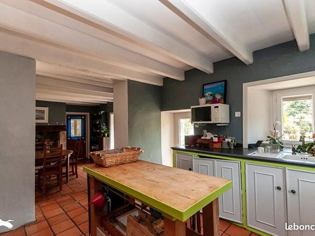 Maison vente à Nontron, Piégut-pluviers