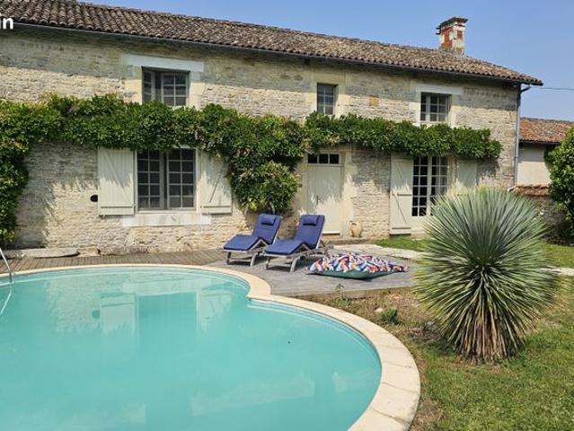 Maison vente à Niort, Messé