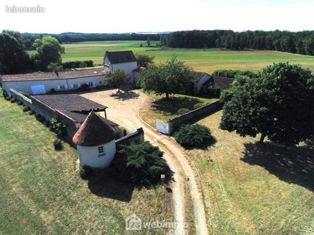 Maison vente à Châtellerault, Orches
