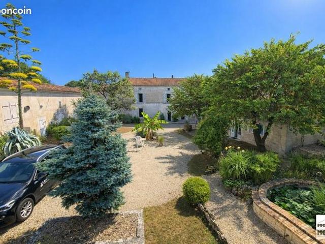 Maison vente à Cognac, Douzat