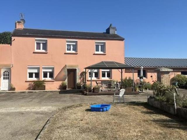 Maison vente à Guingamp, Bretagne