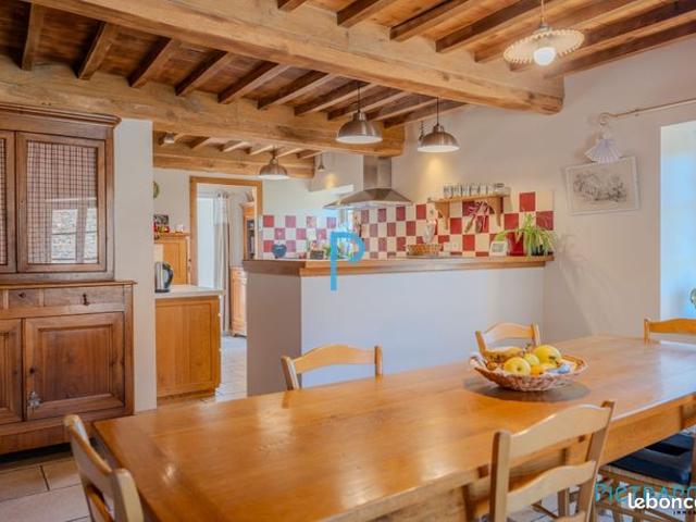 Maison vente à Agen, Cours