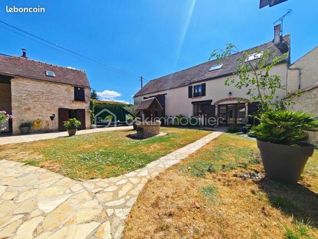 Maison vente à Fontainebleau, Montcourt-fromonville