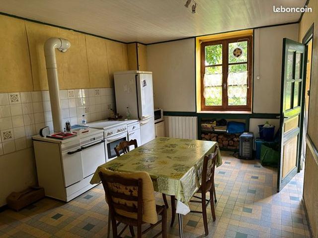 Maison vente à Vienne, Artas