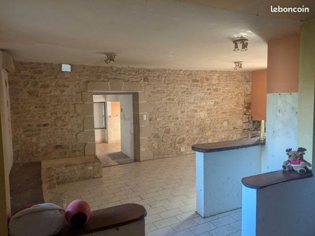 Maison vente à Nontron, Coulaures