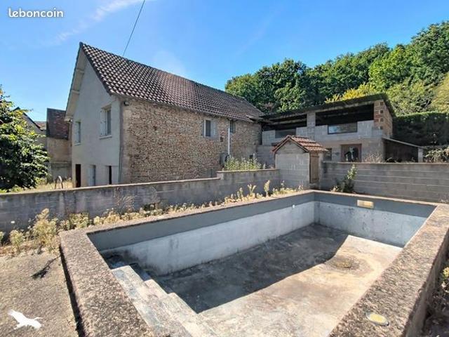 Maison vente à Nontron, Coulaures