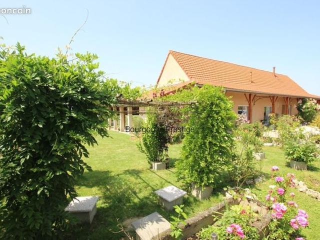 Maison vente à Louhans-Châteaurenaud, Cuisery