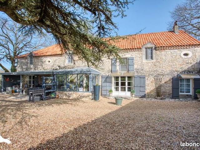 Maison vente à Limeyrat, Dordogne