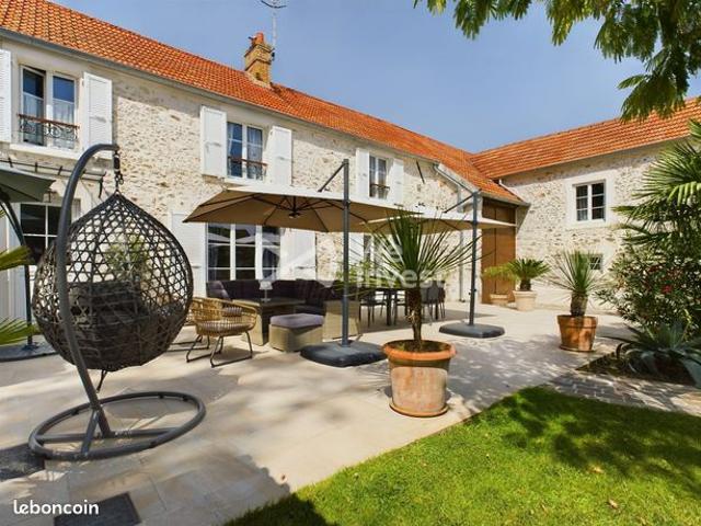 Maison vente à Palaiseau, Bruyères-le-châtel