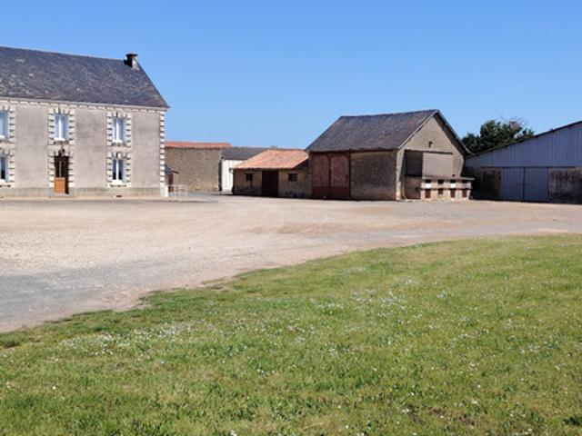 Ferme vente à Parthenay, Assais-les-jumeaux