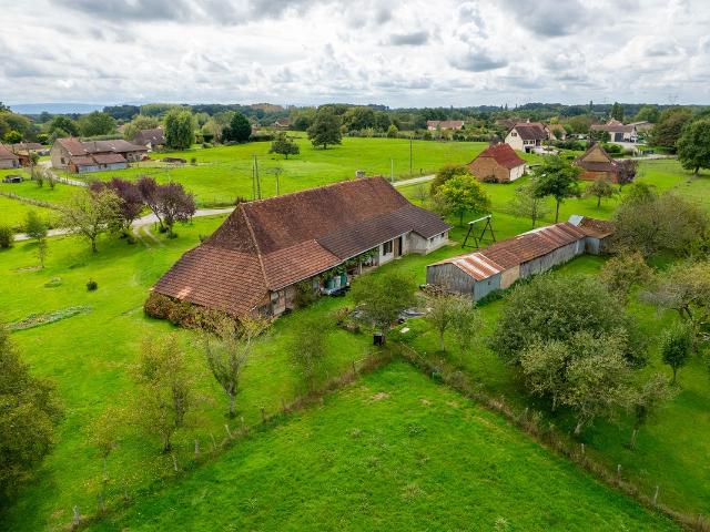 Ferme vente à Les Chênes Cornus, Montagny-près-Louhans