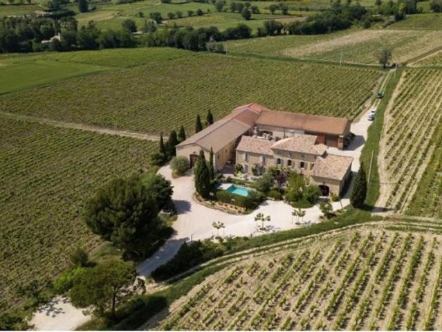 Ferme vente à Carpentras, Bollène