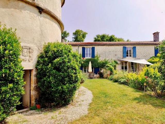 Maison vente à Saint-Jean-d'Angély, Mazeray