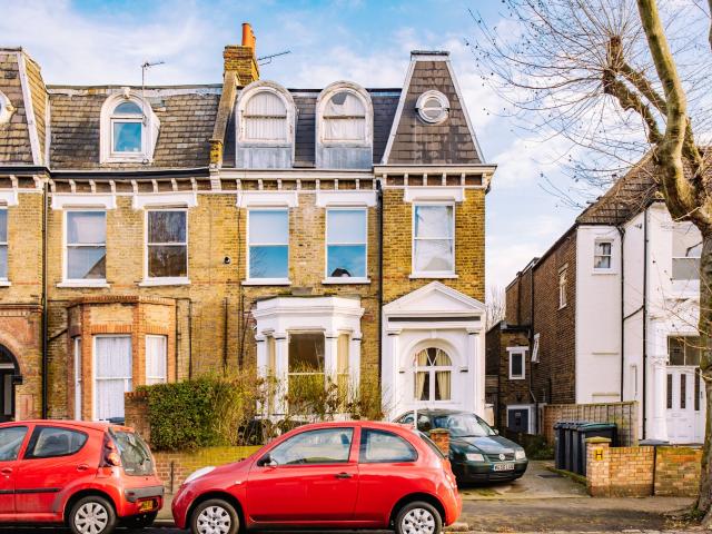 Apartment for rent in Stroud Green, Greater London