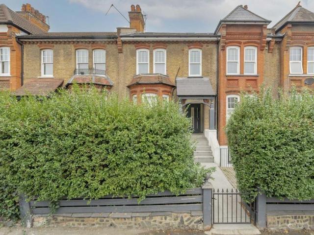 Apartment for rent in Crouch End, Greater London