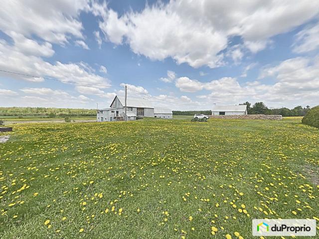 House for sale in Farnham