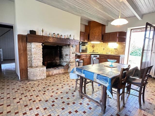 Maison vente à Bergerac, Sainte-foy-de-longas
