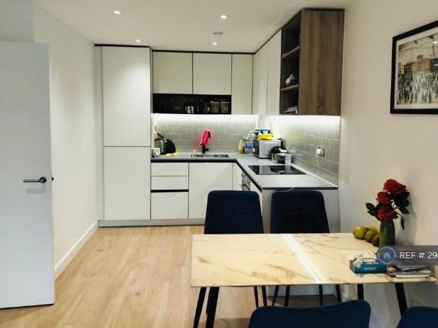 House for rent in Colindale, Greater London