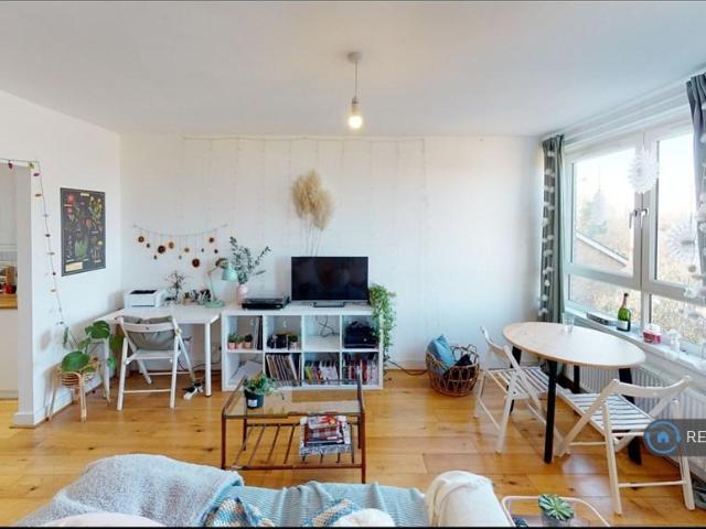 House for rent in London Borough of Lewisham, Greater London