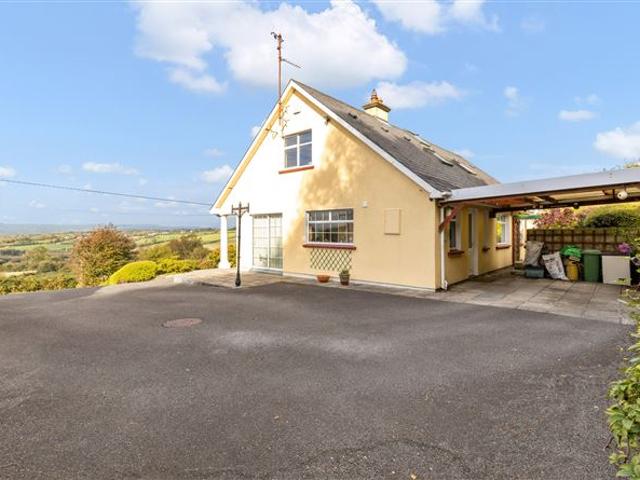 Detached House for sale in Loch Garman, North Tipperary