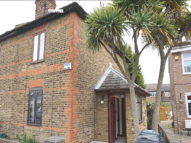 House for rent in London Borough of Hounslow, Heston