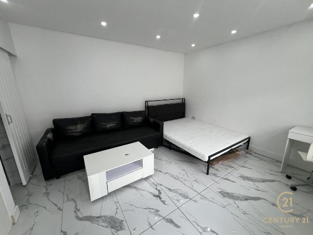 Studio for rent in London Borough of Hounslow, Greater London