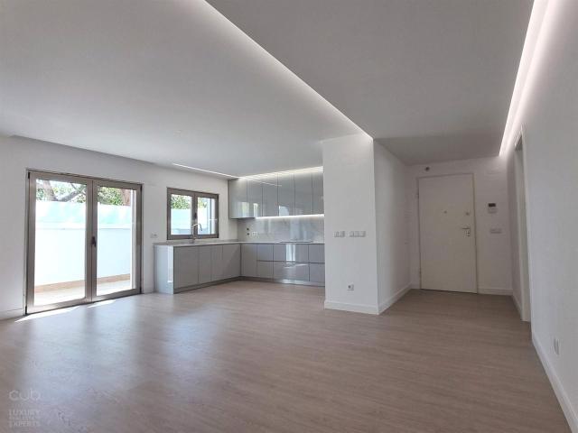 Apartamento venda em Almada, Setúbal