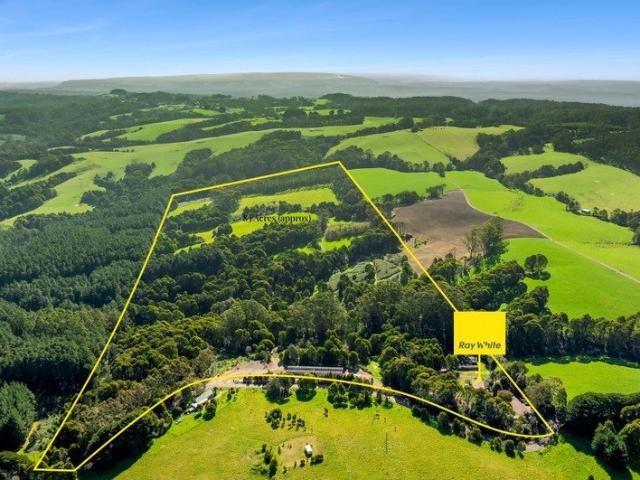Cottage for sale in Shire of Colac Otway, Victoria
