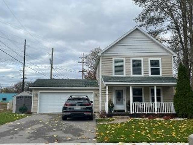 House for sale in Traverse City
