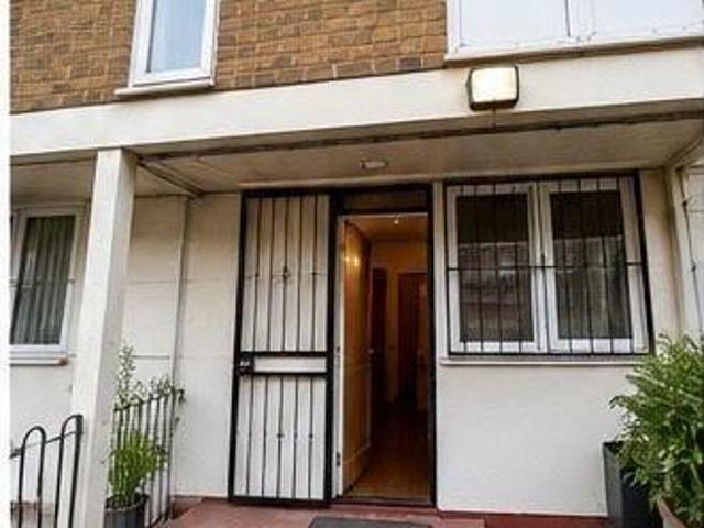 House for rent in Bromley-by-Bow, Bow
