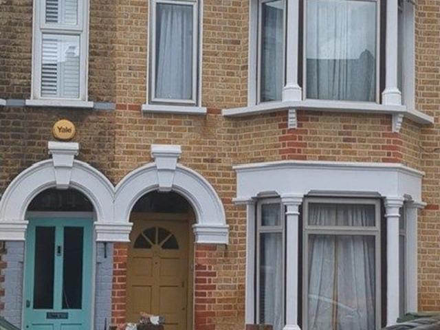 House for rent in London Borough of Lewisham, Greater London