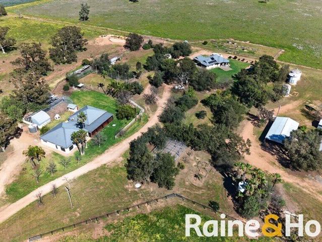 Cottage for sale in Burroway, New South Wales