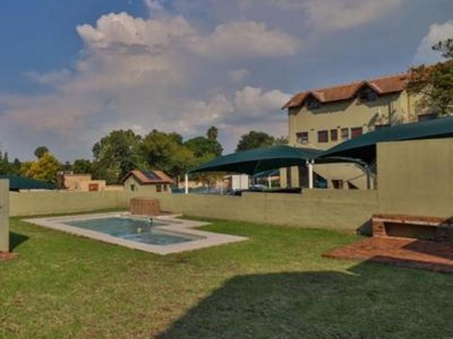 Townhouse for sale in Randburg, City of Johannesburg Metropolitan Municipality