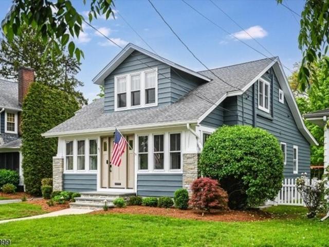 House for sale in Glen Rock, New Jersey