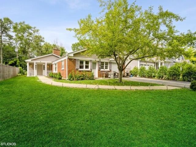 House for sale in Highland Park, Illinois